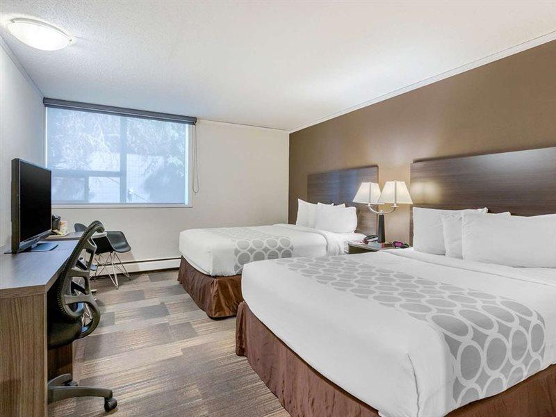 Hotel Super 8 By Wyndham Macleod Trail
